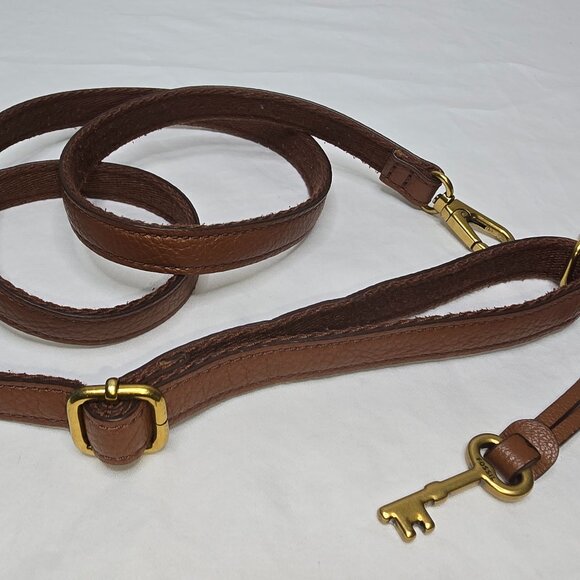 FOSSIL Brown Grain Leather Adjustable REPLACEMENT STRAP ONLY W/ Fossil Key Fob - Picture 1 of 4